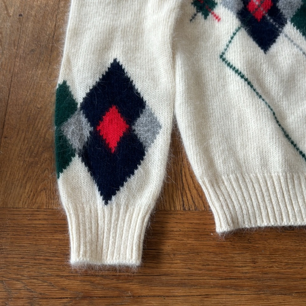 Argyle Pattern Cream Sweater - image 6